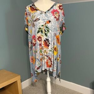 Johnny Was Floral V-Neck Tunic Top in Light Blue